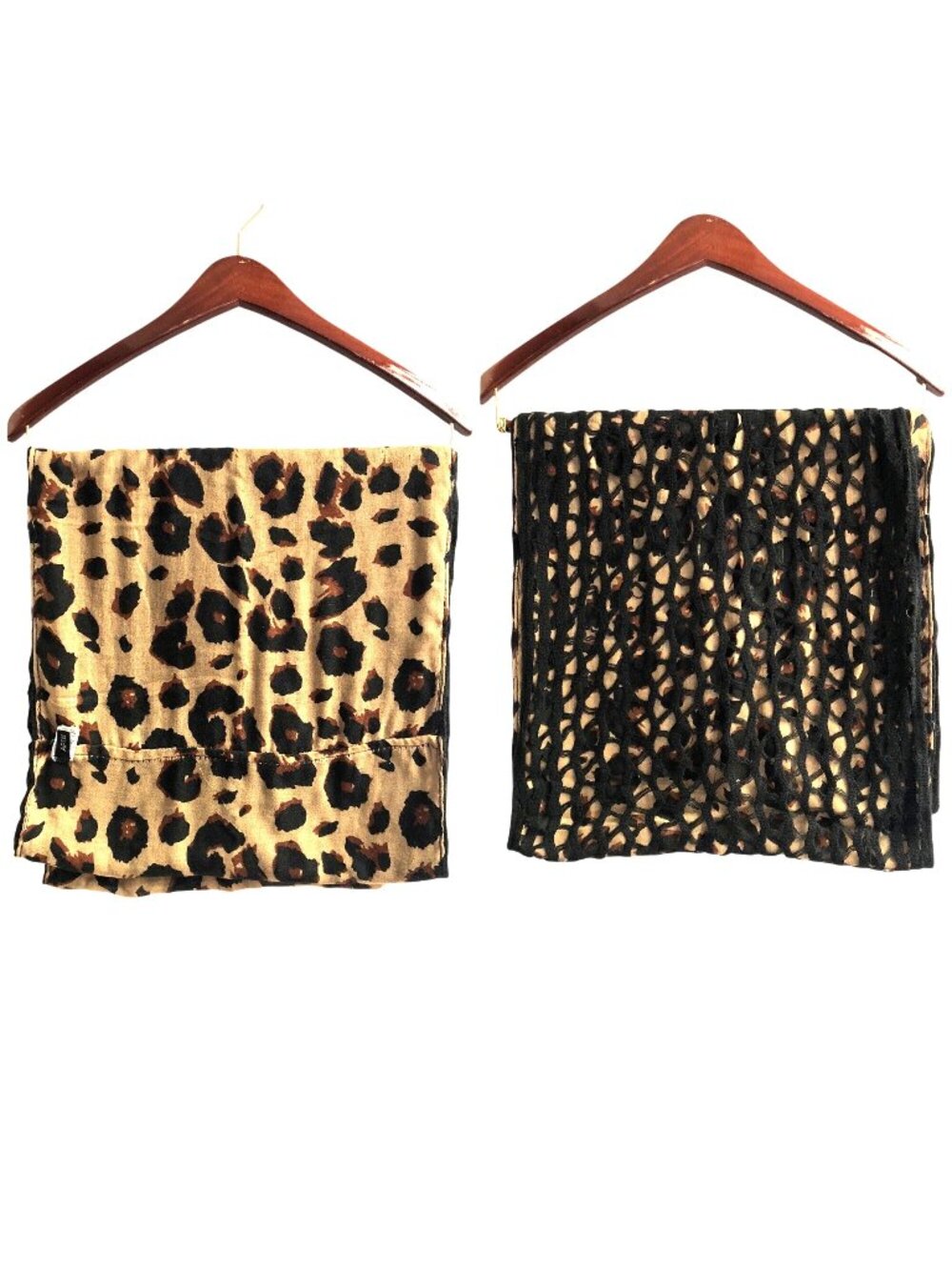 APT 9- DOUBLE SIDED ANIMAL PRINT / BLACK KNIT INFINITY SCARF